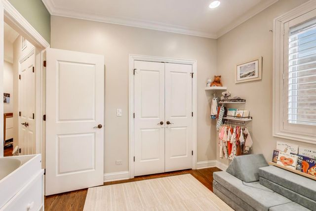 857 N Hermitage Avenue 2, Chicago, IL 60622