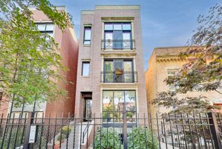 857 N Hermitage Avenue 2, Chicago, IL 60622