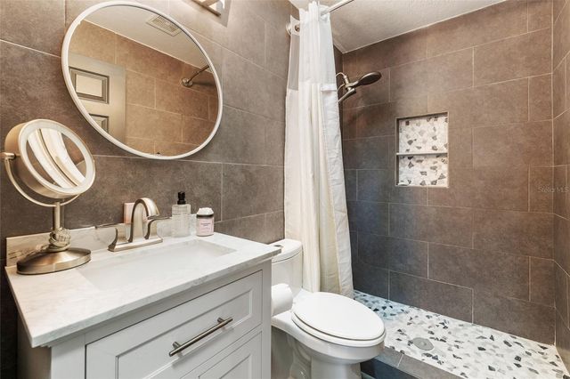 2400 WINCHESTER BOULEVARD, Kissimmee, FL 34743