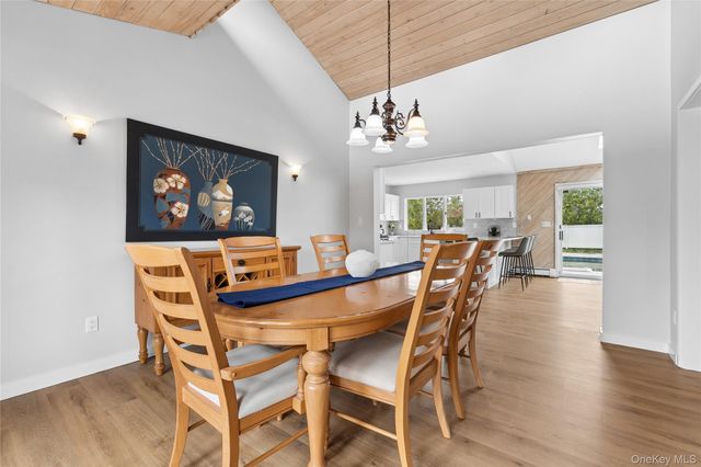 3 Harbor Road, Hampton Bays, NY 11946