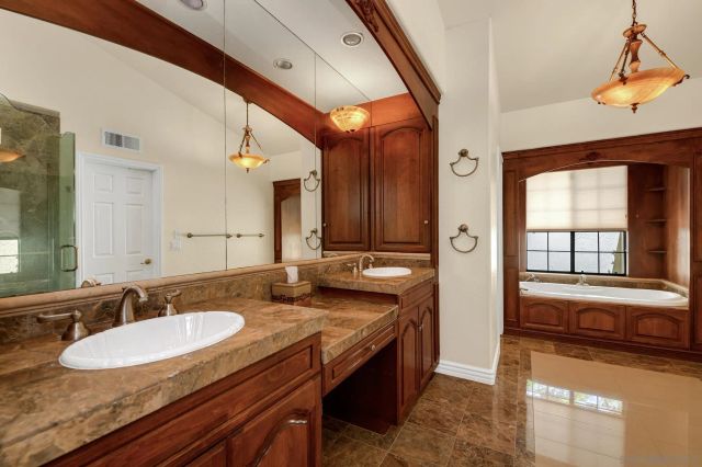 2232 Eucalyptus, Escondido, CA 92029