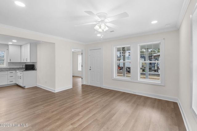 404 N Massey Street, Selma, NC 27576