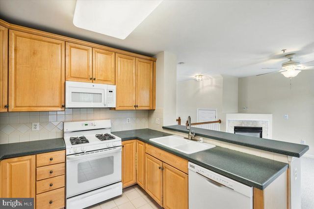 710 Norfolk Ln # B, Alexandria, VA 22314