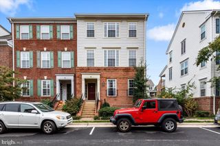 710 Norfolk Ln # B, Alexandria, VA 22314