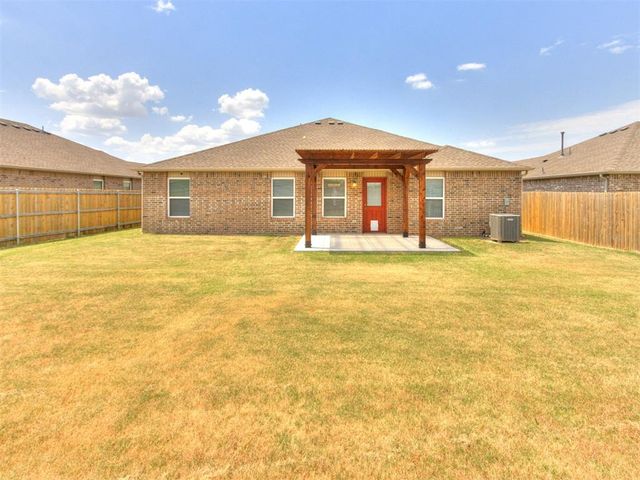 452 Fox Den Drive, Newcastle, OK 73065