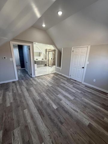 4324 N 14th STREET, Milwaukee, WI 53209