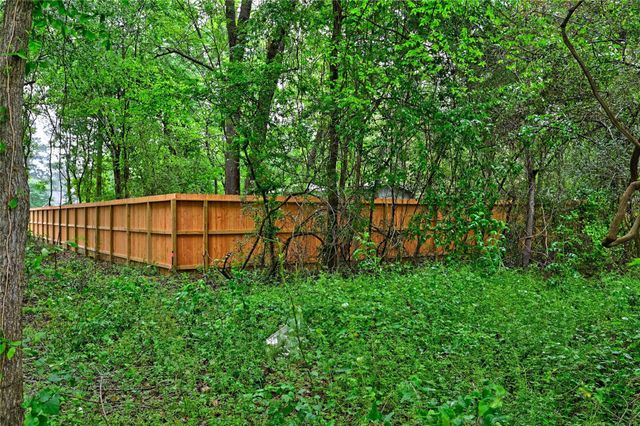 302 Smith Road, Magnolia, TX 77354