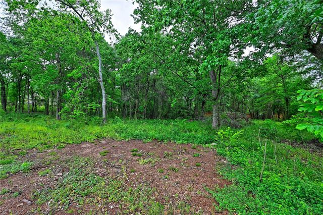 302 Smith Road, Magnolia, TX 77354