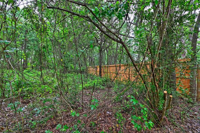 302 Smith Road, Magnolia, TX 77354