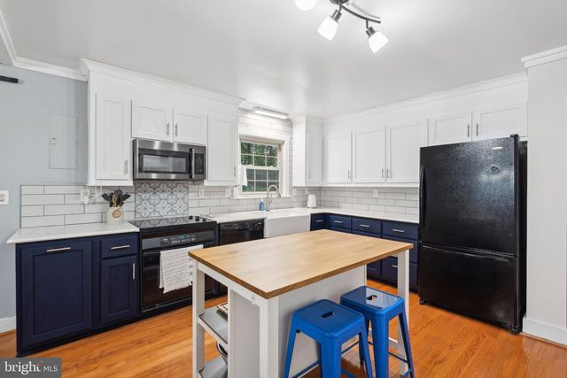 2010 MIDSHIPMAN DR, Stafford, VA 22554