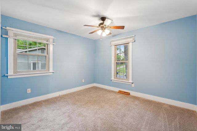 2010 MIDSHIPMAN DR, Stafford, VA 22554
