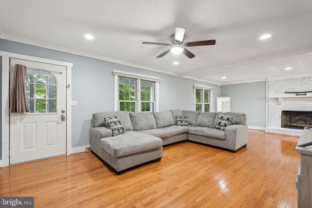 2010 MIDSHIPMAN DR, Stafford, VA 22554