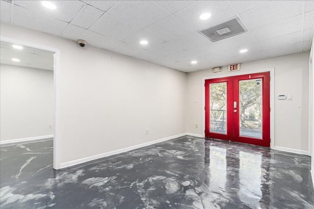 2505 Pace Bend RD S, Spicewood, TX 78669