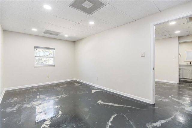 2505 Pace Bend RD S, Spicewood, TX 78669