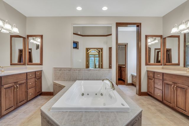 38856 N Cedar Crest Drive, Lake Villa, IL 60046