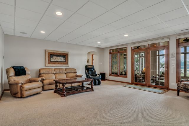 38856 N Cedar Crest Drive, Lake Villa, IL 60046