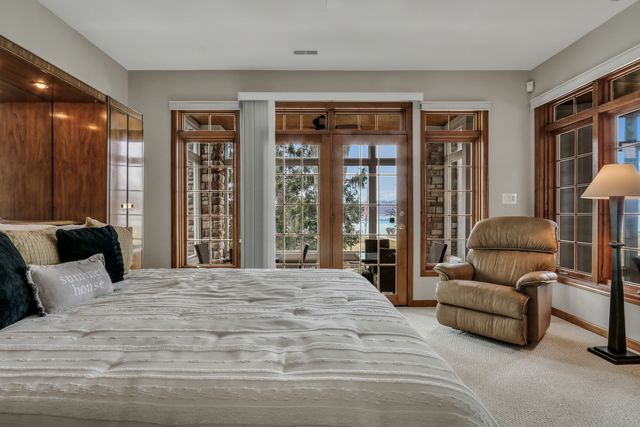 38856 N Cedar Crest Drive, Lake Villa, IL 60046