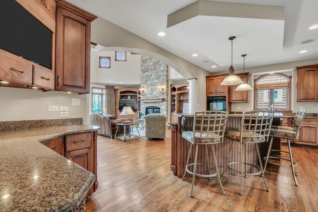 38856 N Cedar Crest Drive, Lake Villa, IL 60046