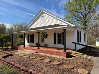 715 Shedd Street, Eden, NC 27288