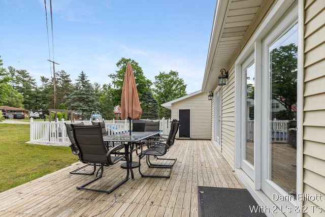 338 Lynn Avenue, Ionia, MI 48846
