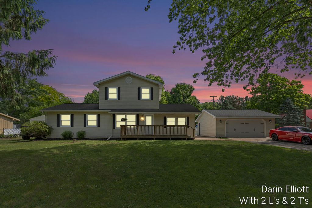 338 Lynn Avenue, Ionia, MI 48846