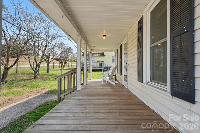 1225 W C Street, Kannapolis, NC 28081