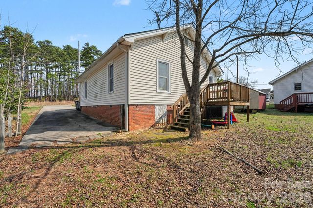 1225 W C Street, Kannapolis, NC 28081
