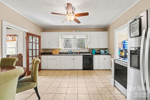 1225 W C Street, Kannapolis, NC 28081