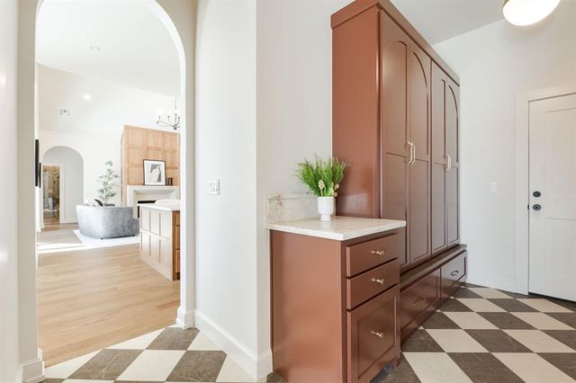 7921 Stagecoach Circle, Arcadia, OK 73007