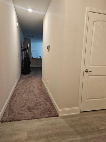 2153 Red Oak Circle, Union City, GA 30291