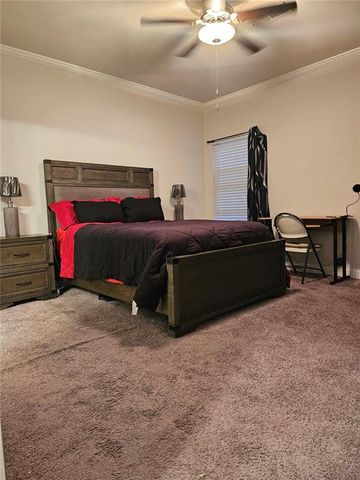 2153 Red Oak Circle, Union City, GA 30291