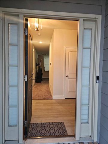 2153 Red Oak Circle, Union City, GA 30291