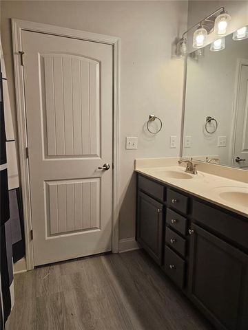 2153 Red Oak Circle, Union City, GA 30291