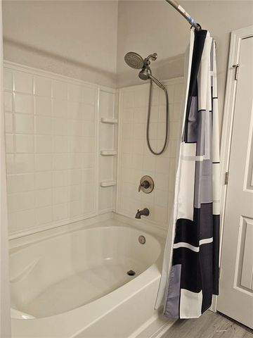 2153 Red Oak Circle, Union City, GA 30291