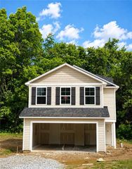 606 Tussey Street, Lexington, NC 27292