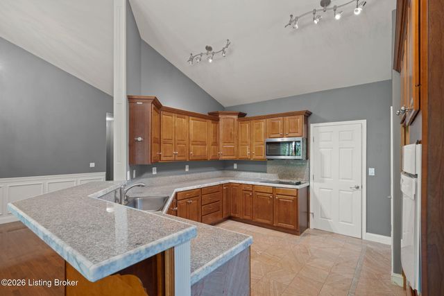 11179 Majestic Way, Elizabeth, IN 47117