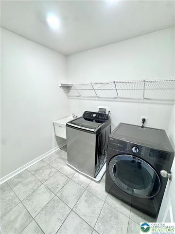 7512 Clayton Avenue, Upper Saucon Twp, PA 18036