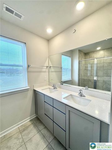 7512 Clayton Avenue, Upper Saucon Twp, PA 18036