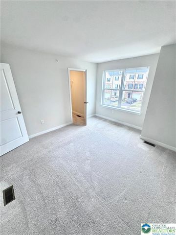 7512 Clayton Avenue, Upper Saucon Twp, PA 18036