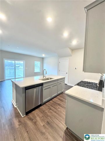 7512 Clayton Avenue, Upper Saucon Twp, PA 18036