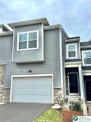 7512 Clayton Avenue, Upper Saucon Twp, PA 18036