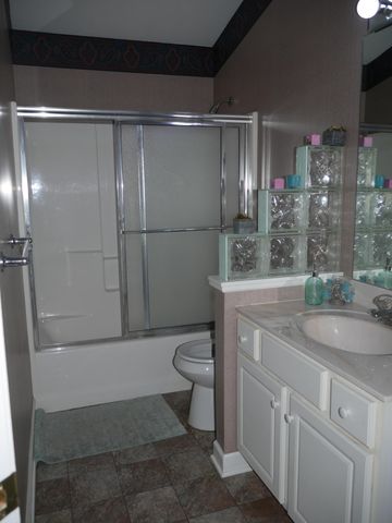 5105 FORUM BLVD, Columbia, MO 65203