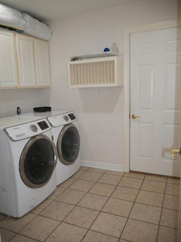 5105 FORUM BLVD, Columbia, MO 65203