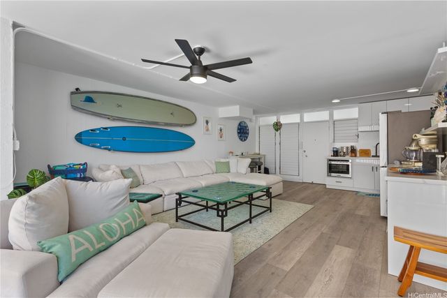 2987 Kalakaua Avenue 304, Honolulu, HI 96815