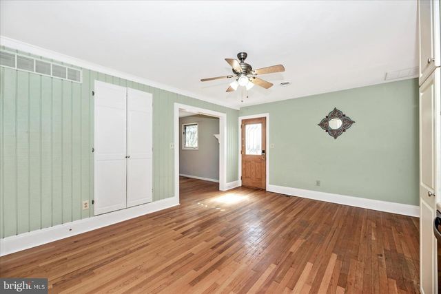 1403 STREAKER RD, Sykesville, MD 21784