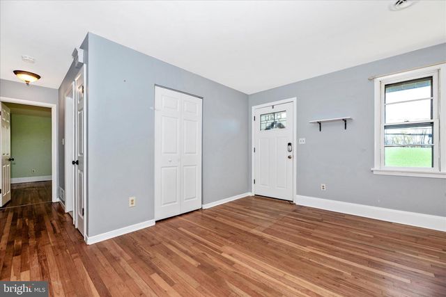 1403 STREAKER RD, Sykesville, MD 21784
