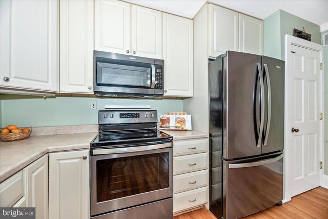 1403 STREAKER RD, Sykesville, MD 21784
