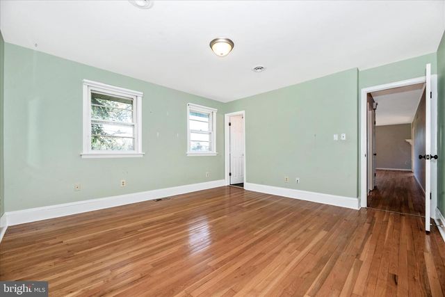 1403 STREAKER RD, Sykesville, MD 21784