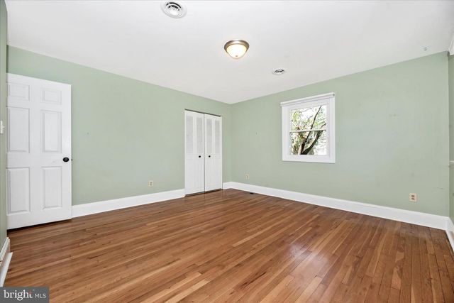 1403 STREAKER RD, Sykesville, MD 21784
