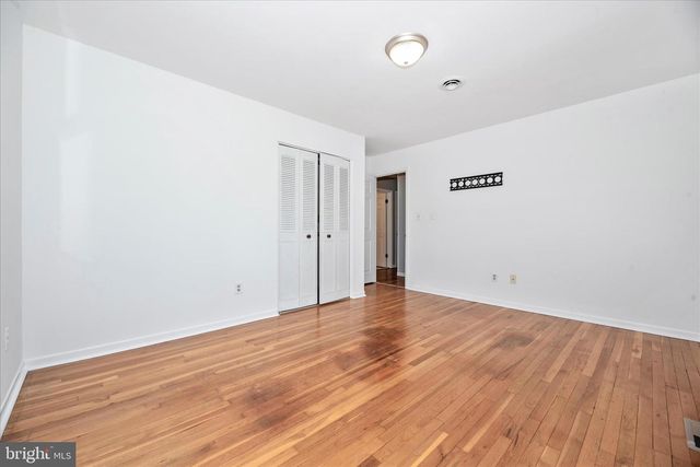 1403 STREAKER RD, Sykesville, MD 21784